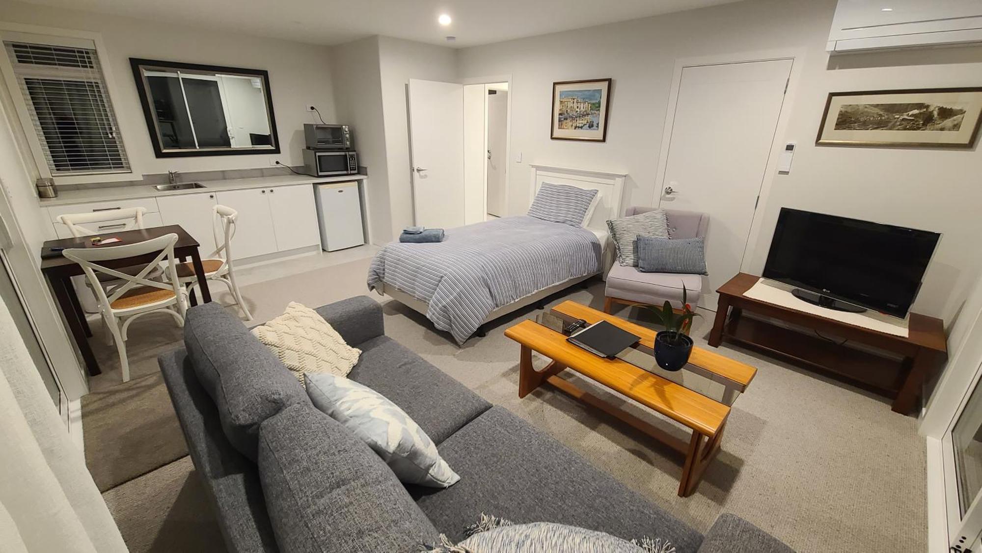 Stylish Matua Apartment 陶朗加 外观 照片